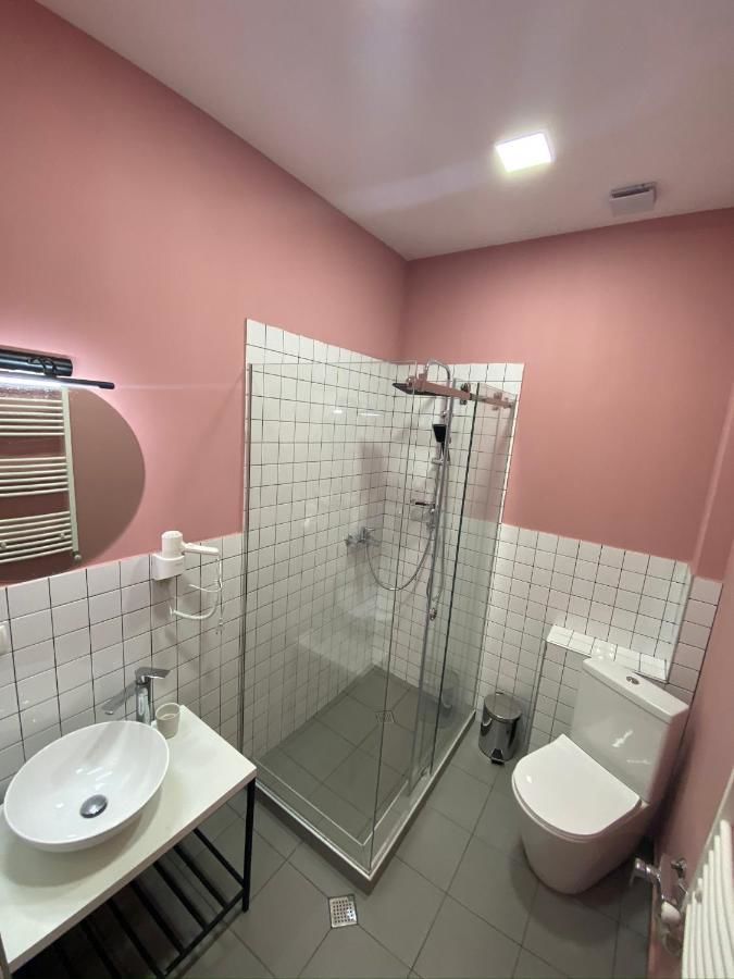 Хостелы Red Door Тбилиси-6