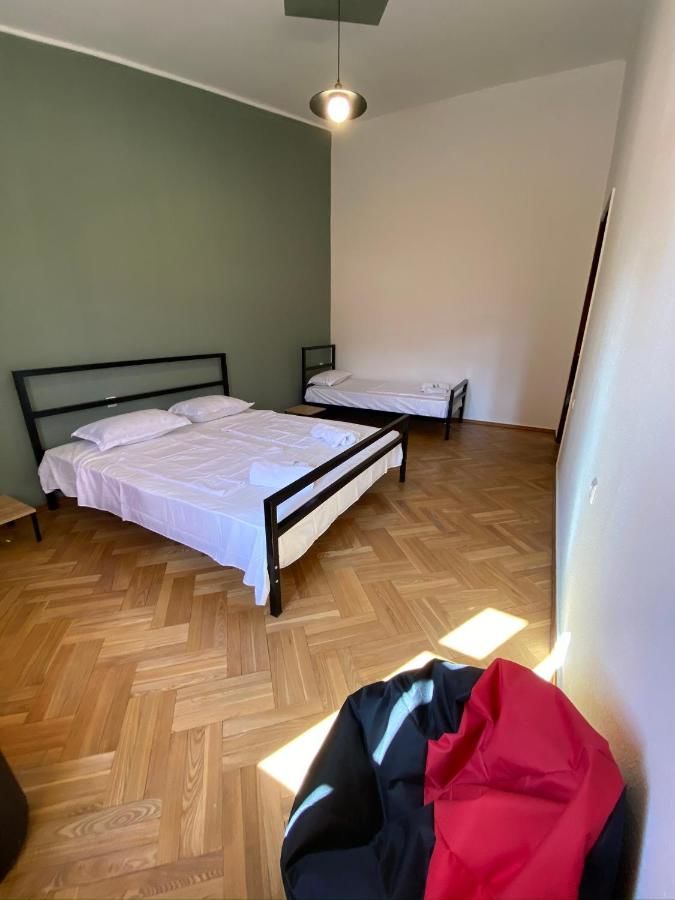 Хостелы Red Door Тбилиси-44