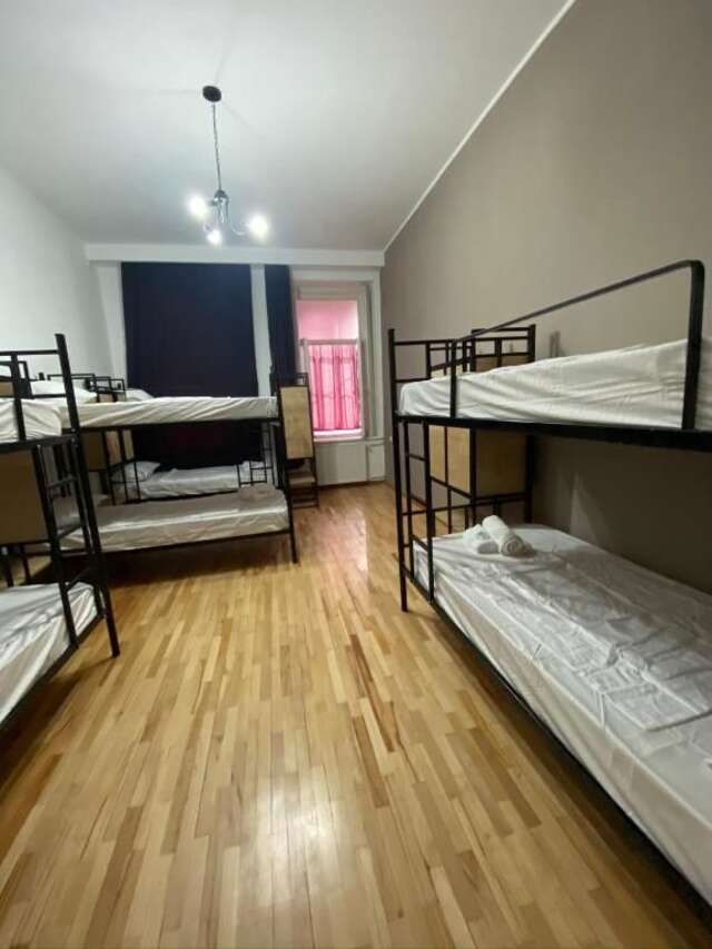 Хостелы Red Door Тбилиси-48