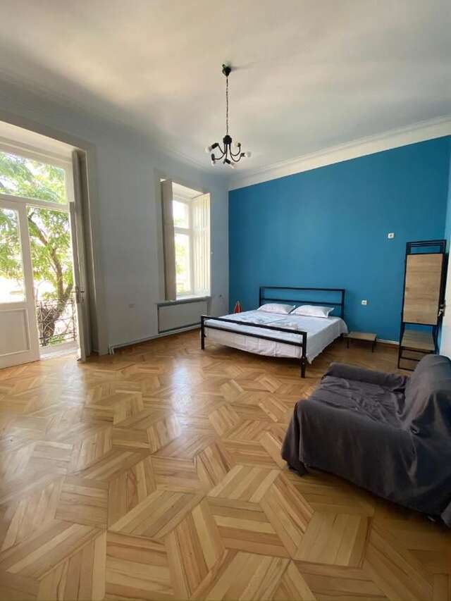 Хостелы Red Door Тбилиси-9