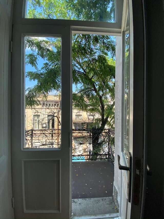 Хостелы Red Door Тбилиси-10